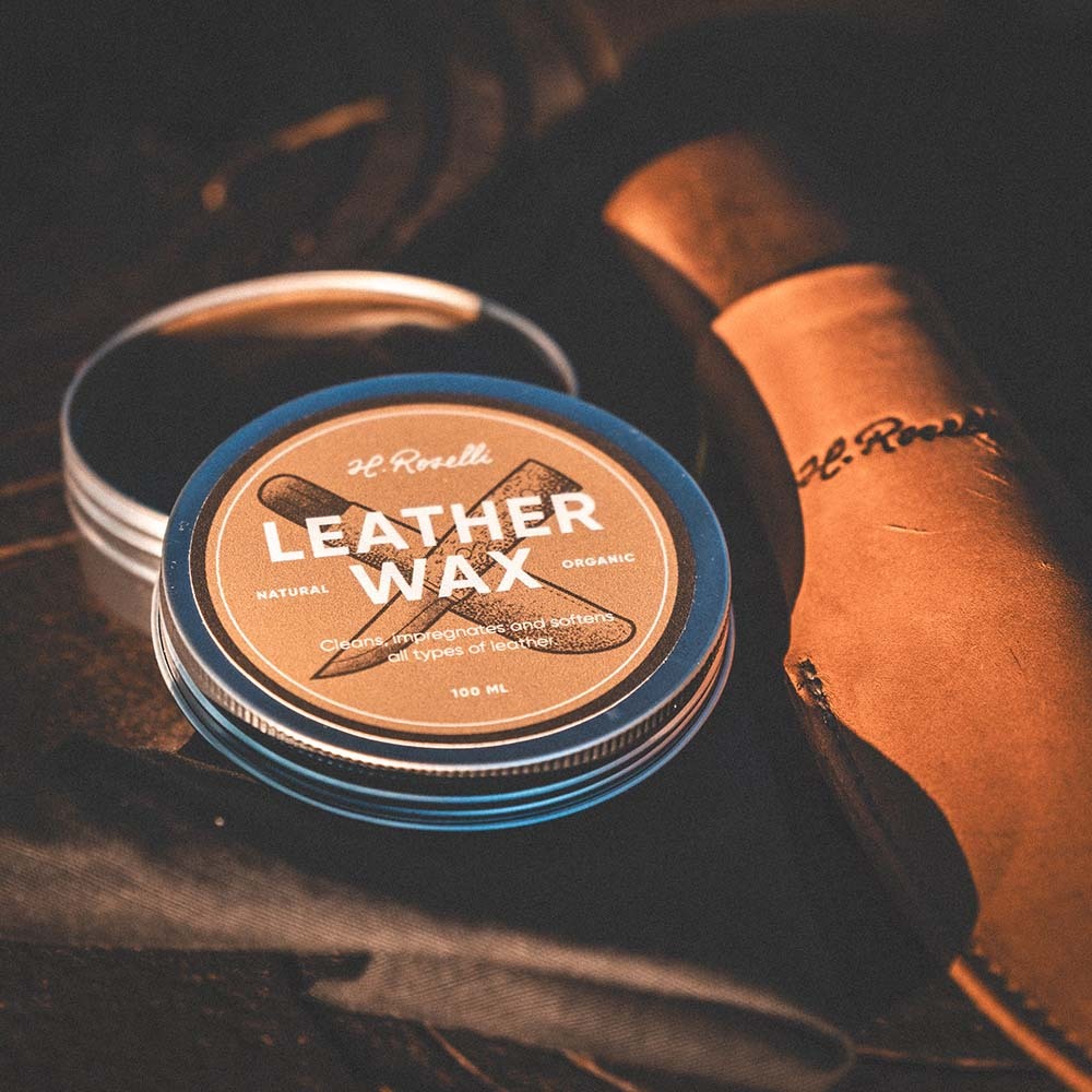 Roselli's leather wax for knife sheats, boots and gloves.