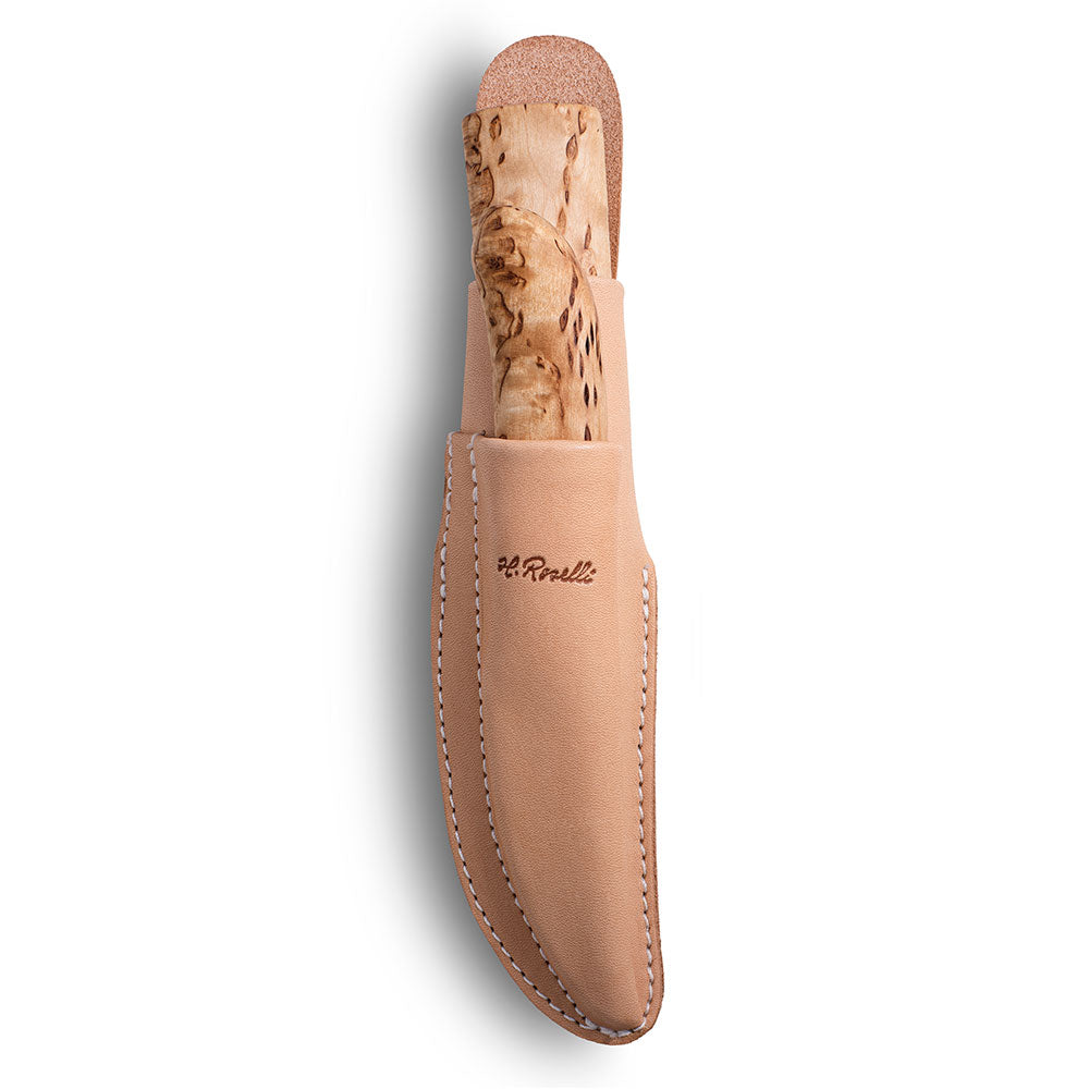 Handmade Finnish knives from Roselli in model "Carpenter knife" and "Hunting knife" which comes in a light tanned leather combo sheath